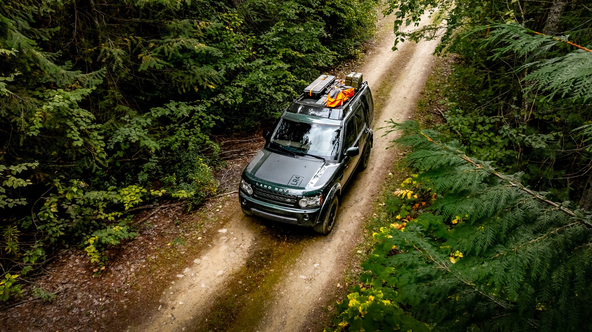 Land Rover Defender 110 fitted with a Falkn Rack3 roof rack